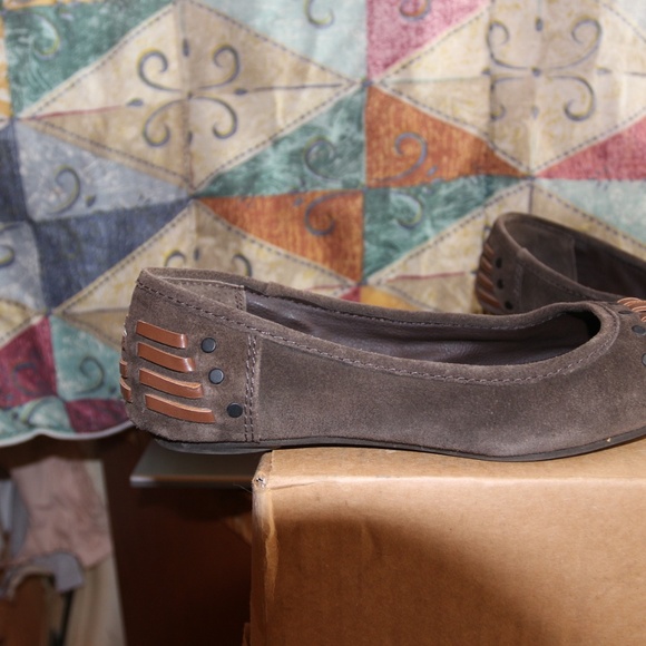 Brown suede Calvin Klein Jeans flats - Size 8 - Picture 7 of 8